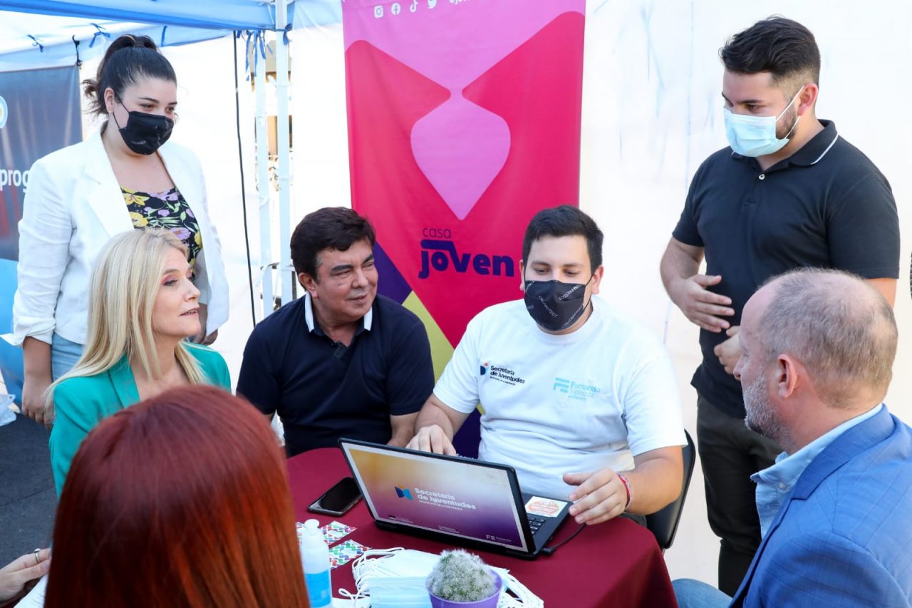 072-Visita Punto Joven 4