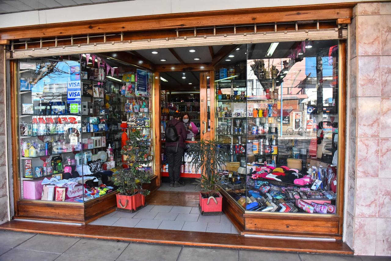 Escobar comercios