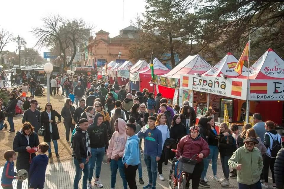 feria-colectividades-sabores-mundo-8