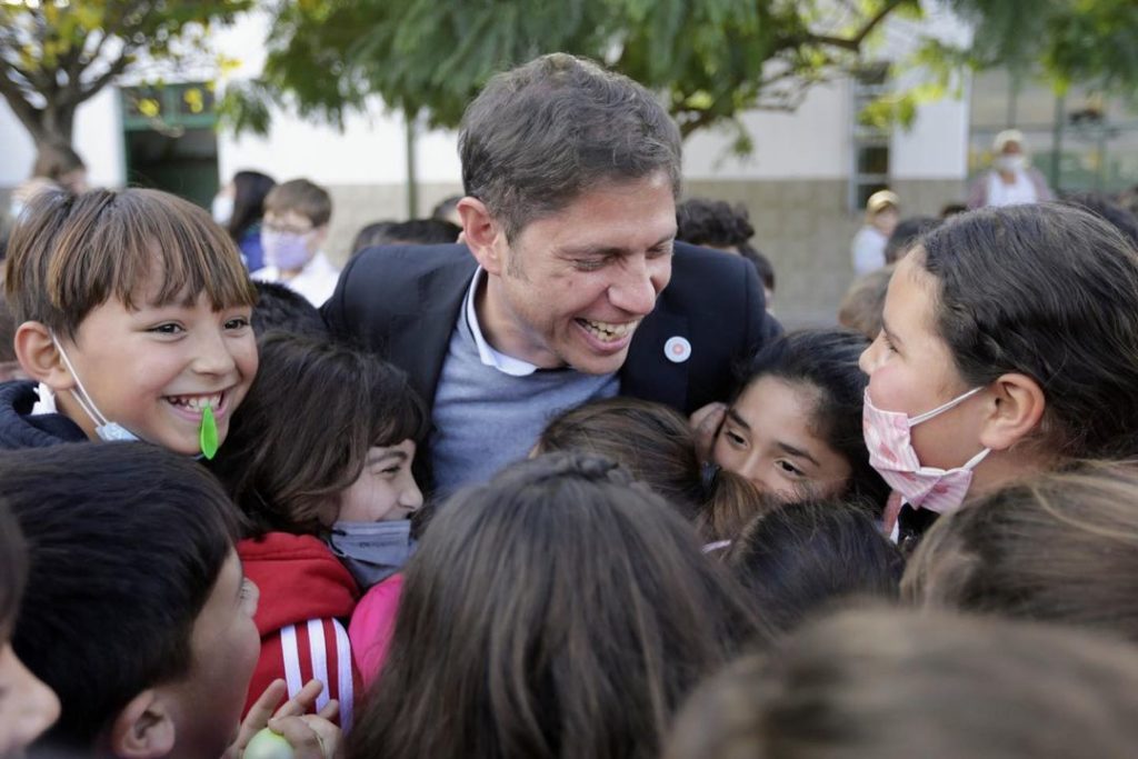 Kicillof en escuela