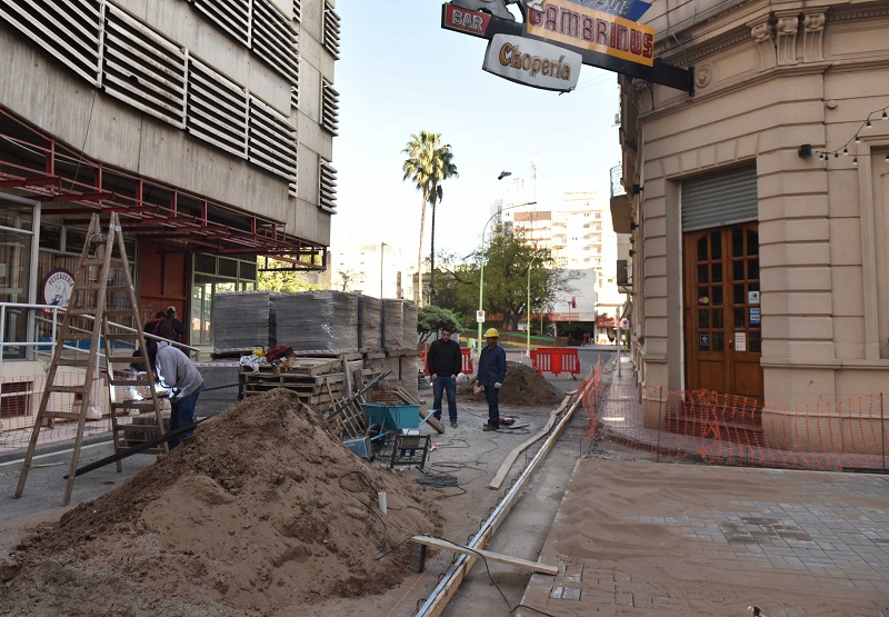 trabajos-en-calles-del-mercado-municipal19
