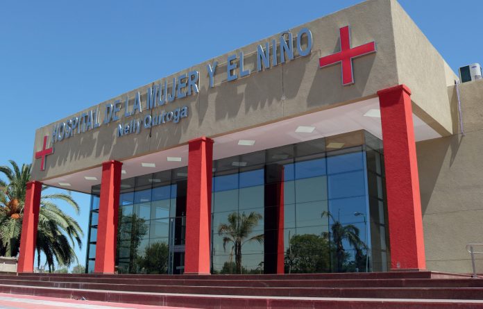 hospital-mujer-y-el-nino-fachada-scaled-1-696x445