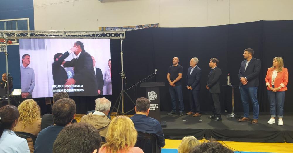 kicillof en olavarría
