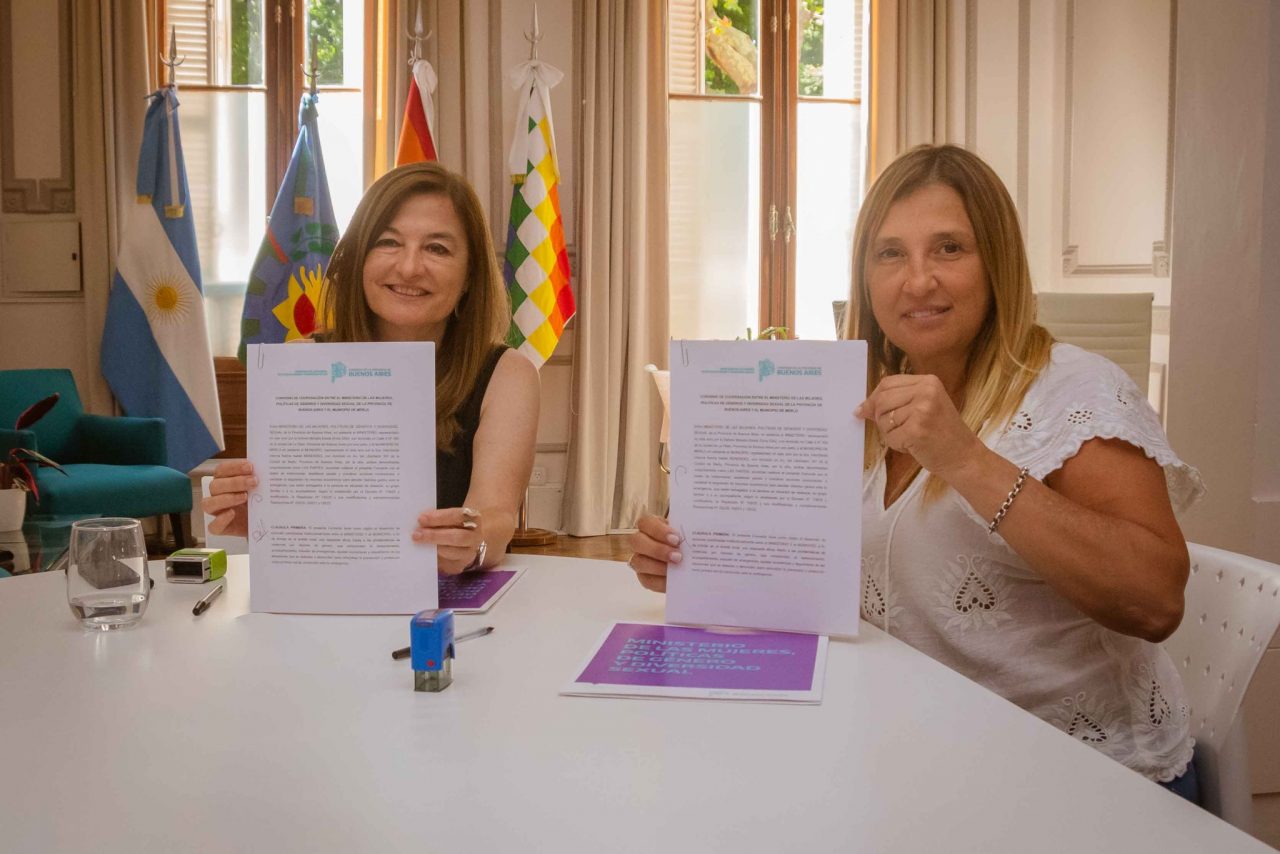 KM-con-Estela-Diaz-Firma-de-Convenio-contra-las-Violencias-1