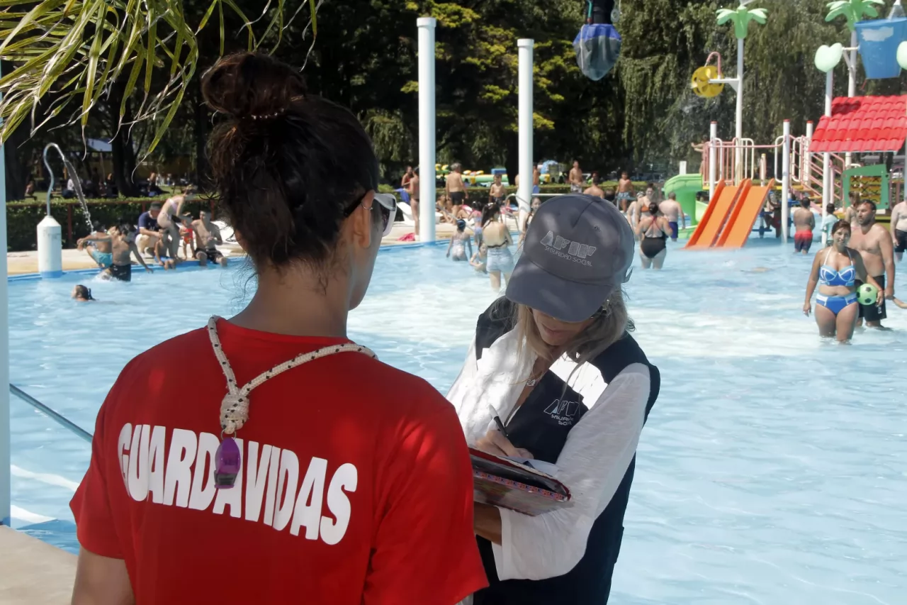 3-_la_afip_detecto_informalidad_laboral_en_parques_acuaticos_y_piletas